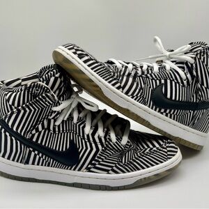 Nike Sb Dunk High 2014 concept car size 8.5